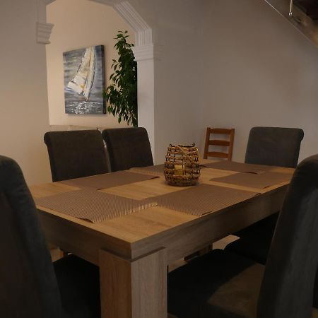 Sea Breeze-Vaporia-Syros Apartment Ермополи Екстериор снимка
