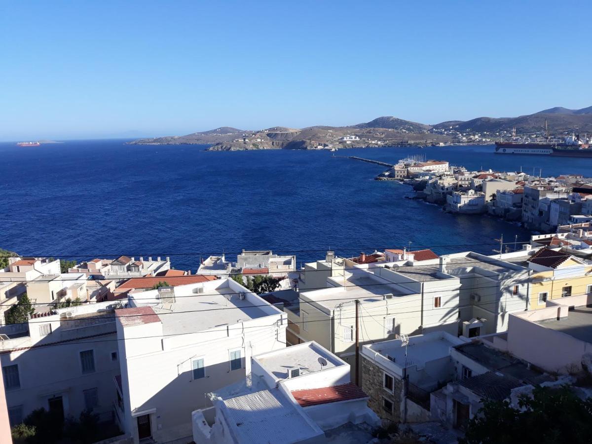 Sea Breeze-Vaporia-Syros Apartment Ермополи Екстериор снимка