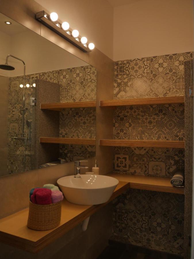 Sea Breeze-Vaporia-Syros Apartment Ермополи Екстериор снимка