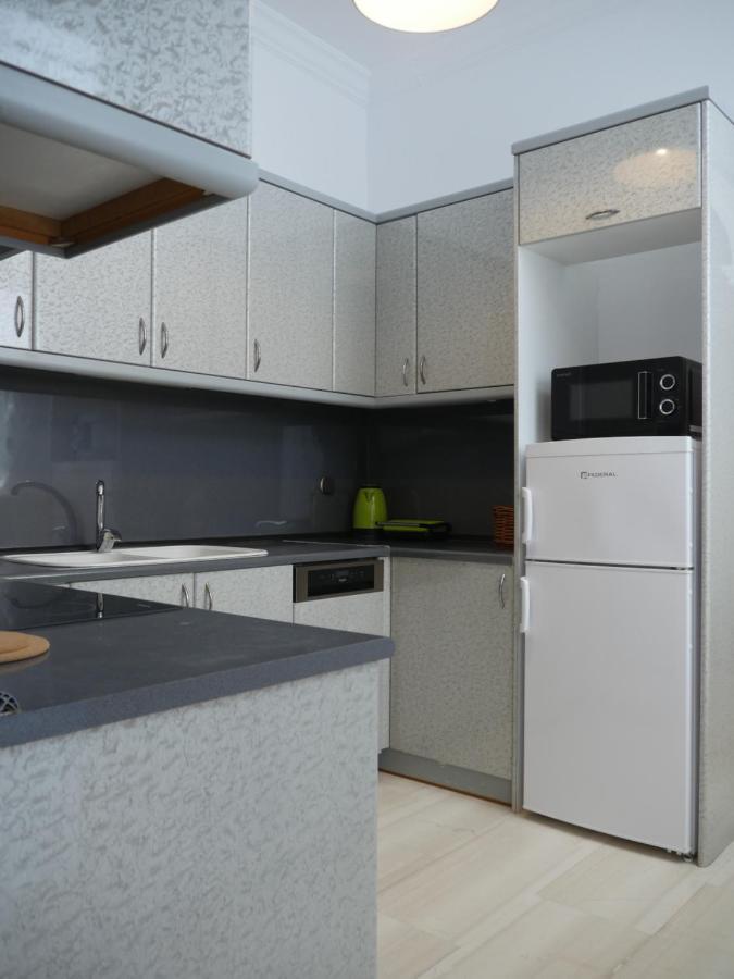 Sea Breeze-Vaporia-Syros Apartment Ермополи Екстериор снимка