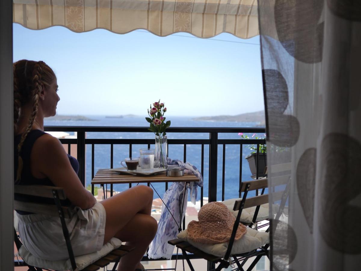 Sea Breeze-Vaporia-Syros Apartment Ермополи Екстериор снимка